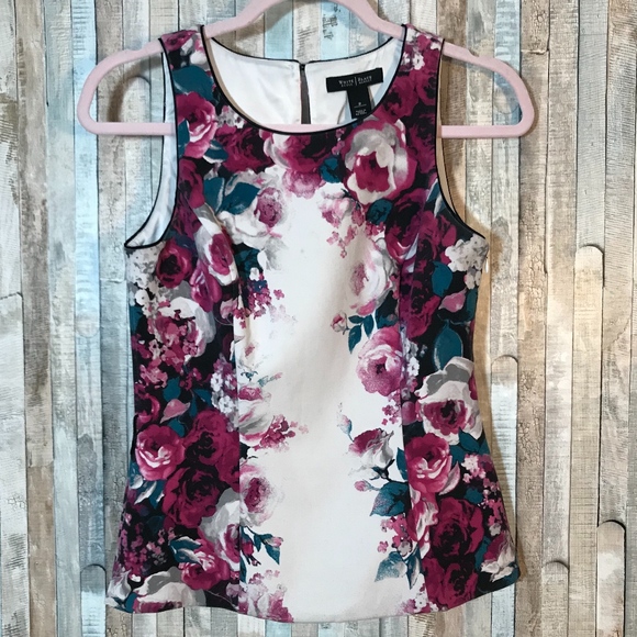 White House Black Market Tops - WHBM Sleeveless White Flower Blouse